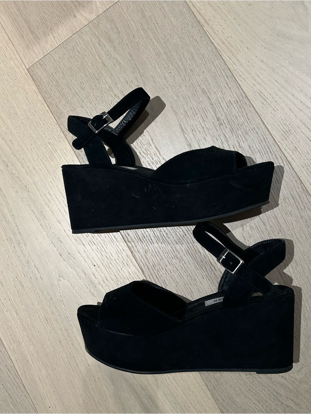Steve Madden Y2K Platform Strapped Sandals